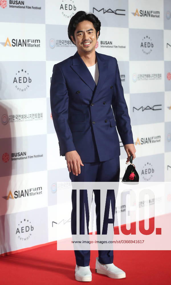 S. Korean actor Jeon Suk-ho S. Korean actor Jeon Suk-ho South Korean actor Jeon Suk-ho poses for a photo during a publicity event at the 20th Busan International Film Festival in the South Korean port city of Busan on Oct. 5, 2015. (Yonhap) 2015-10-06 10:37:18 < 1980-2015 YONHAPNEWS AGENCY. .> ¼¿ï