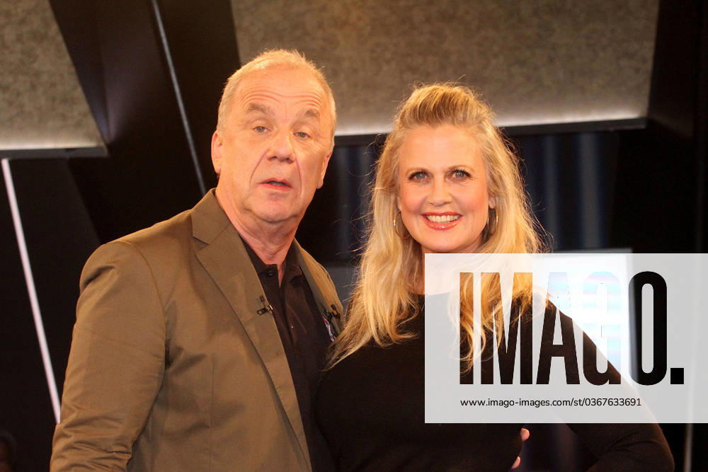 Hubertus Meyer Burckhardt and Barbara Schoeneberger at the NDR Talk Show on 24 11 2023 in Hamburg NDR Talk Show on 24 11 2023 in Hamburg