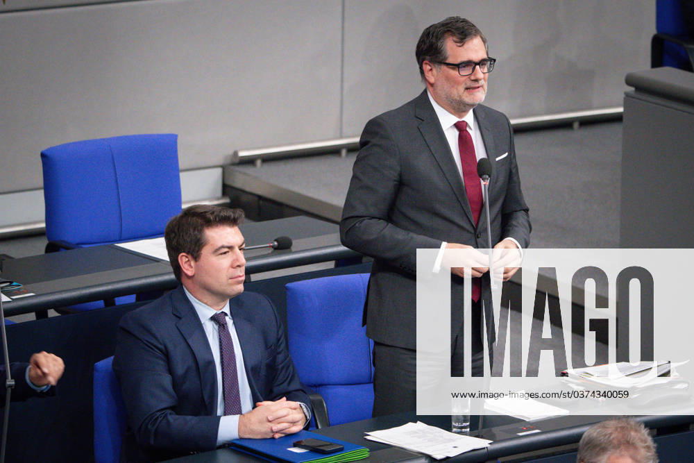 German Bundestag, 143 plenary session Wolfgang Schmidt Minister of the Chancellery SPD in portrait during questioning of the Federal Government BMEL and BKAmt at the 143 session of the German Bundestag in Berlin, 13 12 2023 Berlin Berlin Germany