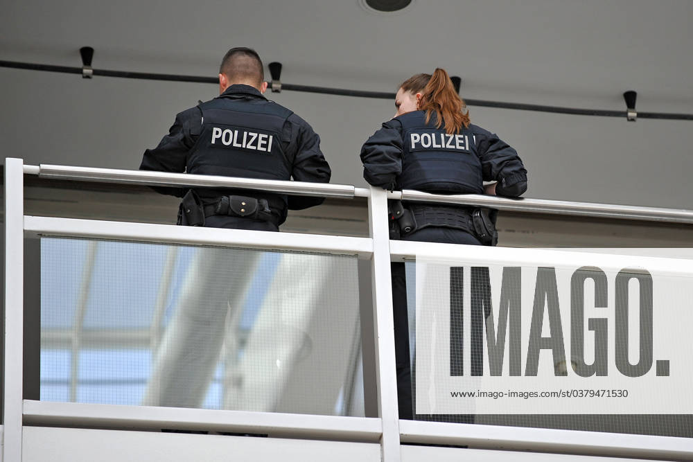 Frankfurt Book Fair 2023 Police presence on 18 10 2023 at the Frankfurt Book Fair 20231018MWI105341