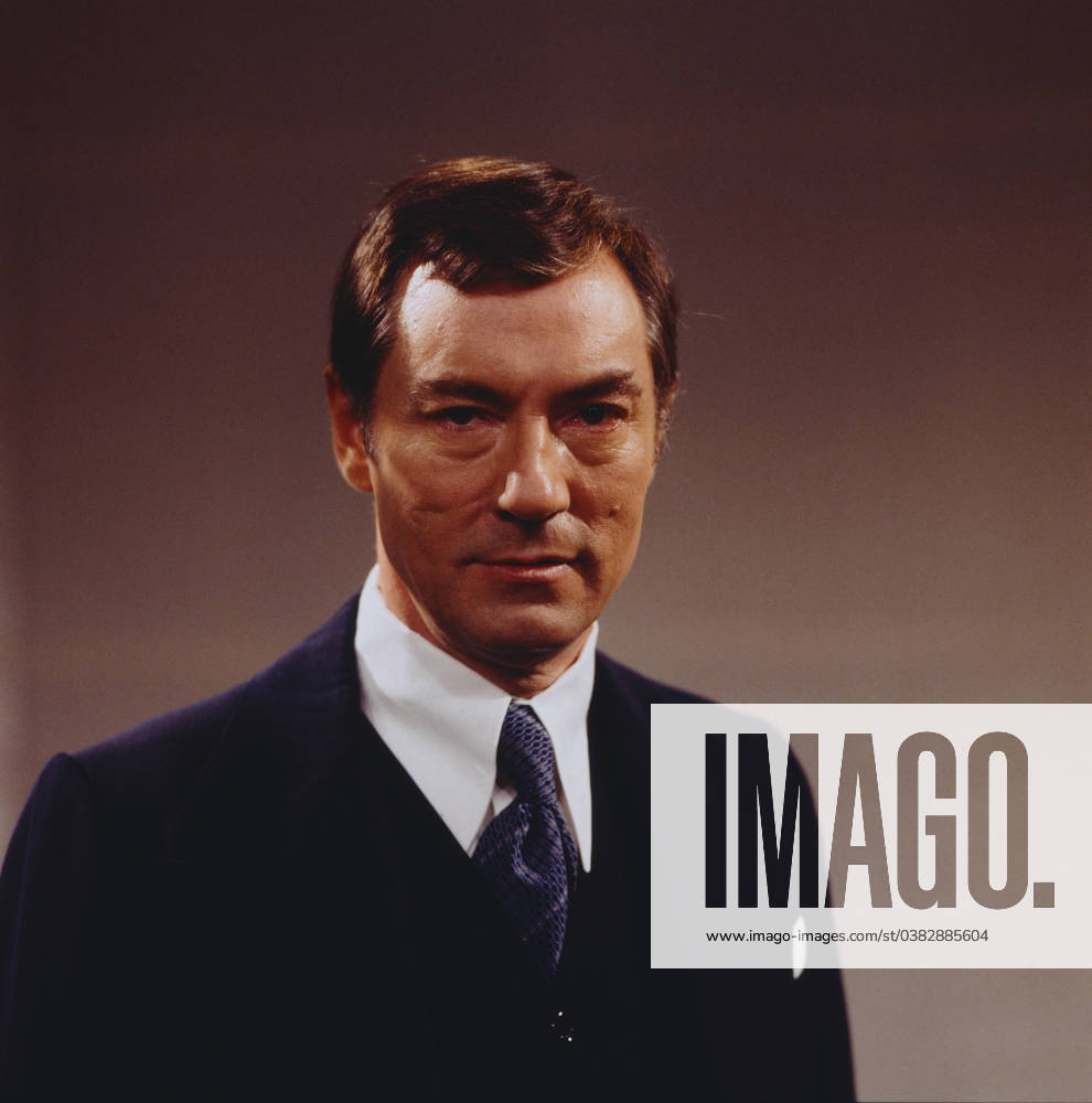 MARTIN BENRATH Martin Benrath, deutscher Schauspieler, bedeutender Bühnendarsteller, Portrait, circa 1964. Martin Benrath, German actor and major stage actor, Portrait, circa 1964., Deutschland