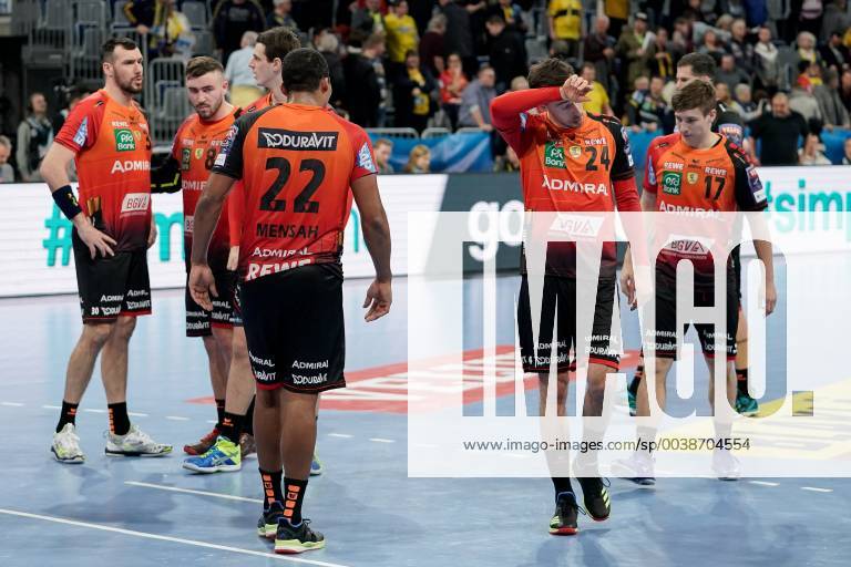 Player of the Rhein Neckar Lions disappointed about the defeat disappointment after the final whistle highlight losers lost frustration disappointed pessimistic handball Champions League Rhein Neckar Lions RK Vardar Skopje