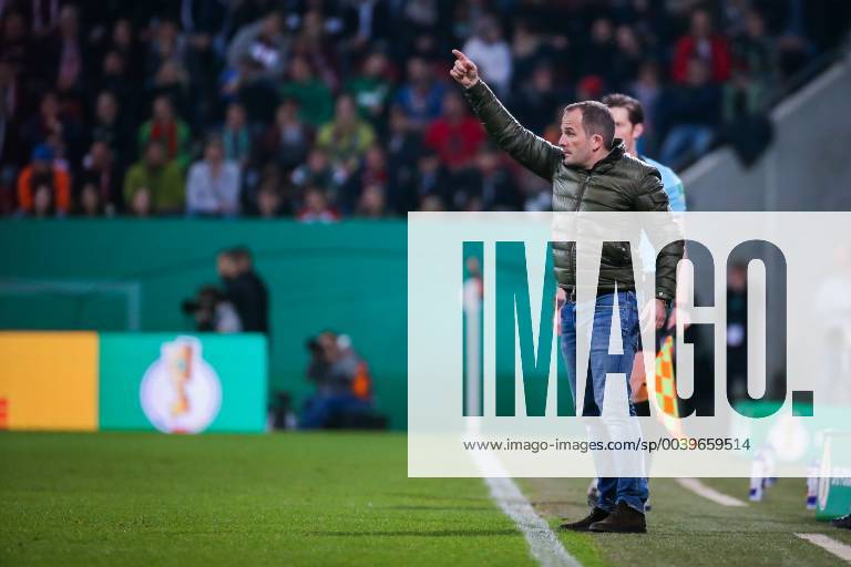 Coach Manuel Baum FC Augsburg gestures DFB regulations prohibit any use of photographs as image sequences and or quasi video GER Football DFB Cup FC Augsburg RB Leipzig 02 04 2019 Augsburg