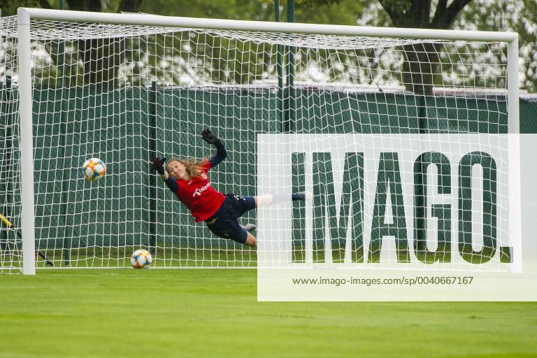 Goalkeeper Cecilie Haustaker Fiskerstrand of Norway during a training session on June 5, 2019 in Reims Photo Fredrik Varfjell BILDBYRAN code FV 150252,