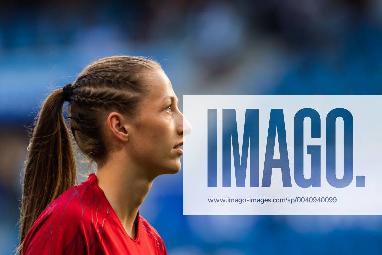 Goalkeeper Cecilie Haustaker Fiskerstrand of Norway during hot up ahead of the FIFA World Cup match between Norway and England on June 27, 2019 in Le Havre Photo Fredrik Varfjell picture code code FV 150282 bbeng soccer football football women lady women norway norway England France France quarterfinal quarter finals World Cup 2019 World Championship FIFA Women s World Cup 2019,