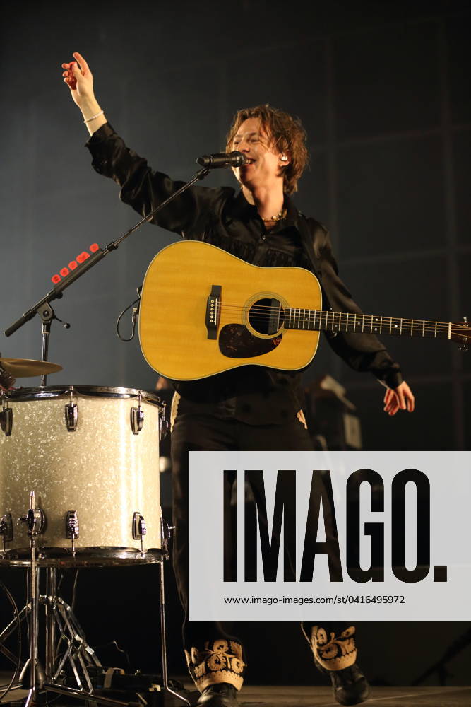 Frederik Fred Rabe from the band Giant Rooks at a concert in the Max Schmeling Halle in Berlin, February 23, 2024 Giant Rooks concert Berlin