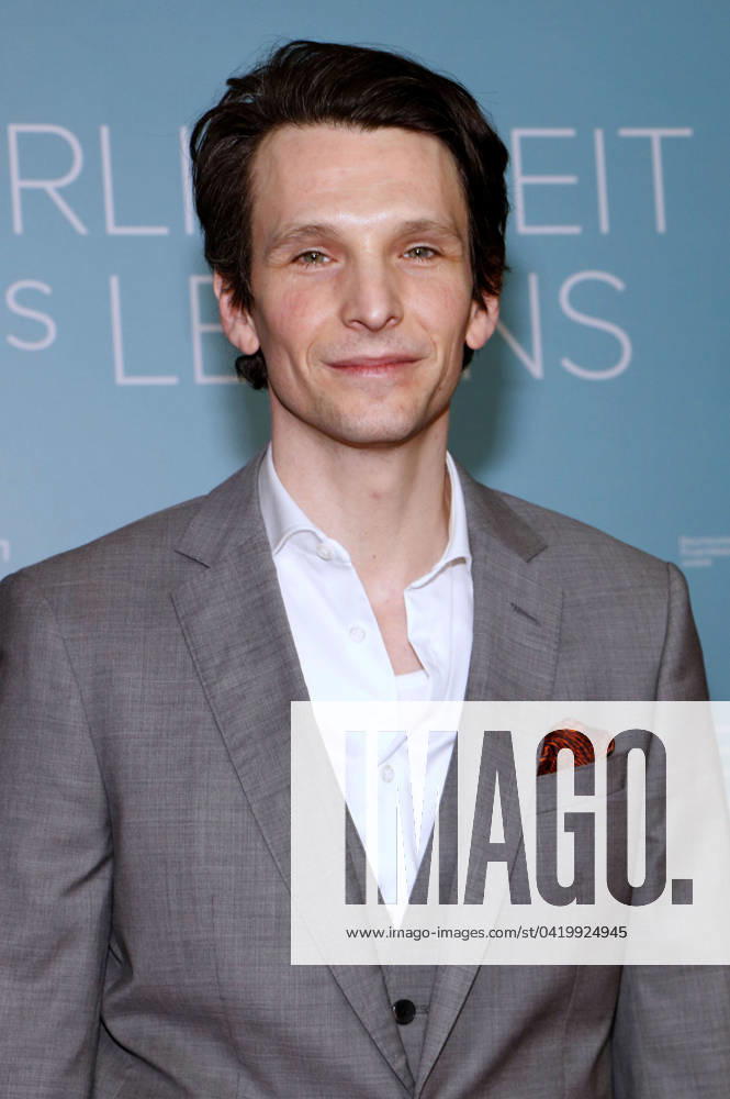 Sabin Tambrea at the premiere of the movie The Glory of Life at the Delphi Filmpalast Berlin, 06 03 2024 Foto:xA.xFuturexImagex herrlichkeit_4309