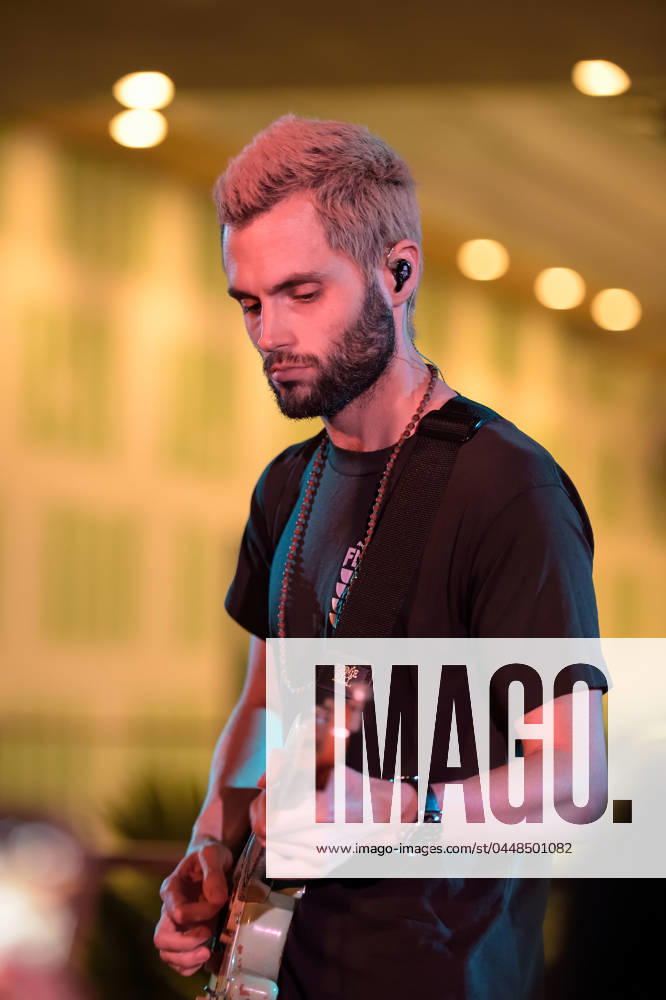 Penn Badgley performs with his band MOTHXR at Brickell City Centre in Miami 159725, Penn Badgley performs with his band MOTHXR at Brickell City Centre. Miami, Florida - Monday November 28, 2016.,