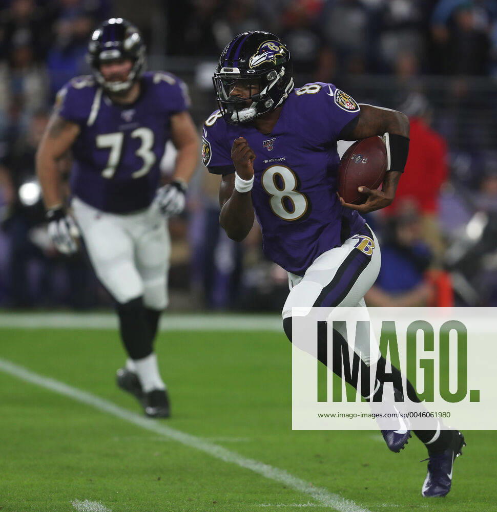 Baltimore Ravens quarterback Lamar Jackson (8) in action during the AFC divisional playoff against the Tennessee Titans at M&T Bank Stadium in Baltimore, Maryland on January 11, 2020. Photo Mike Buscher Cal Media NFL, American Football Herren, USA 2020: Titans vs Ravens JAN 11 - ZUMAc04_ 20200111_zaf_c04_238