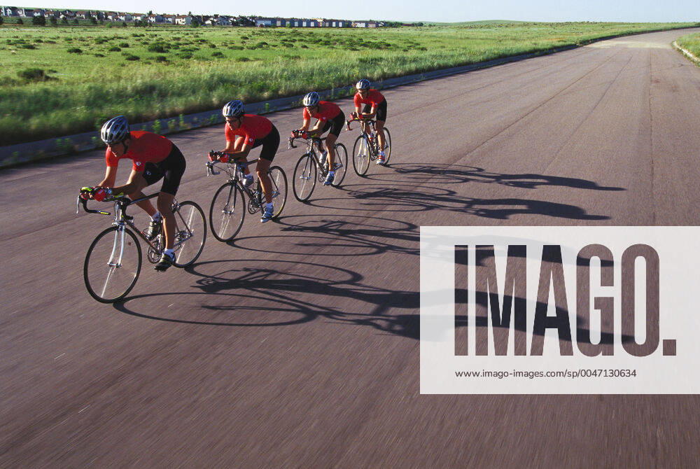 Cycling Road cycling, Rad, Radsport, Strasse team in action. ,model released, Symbolfoto