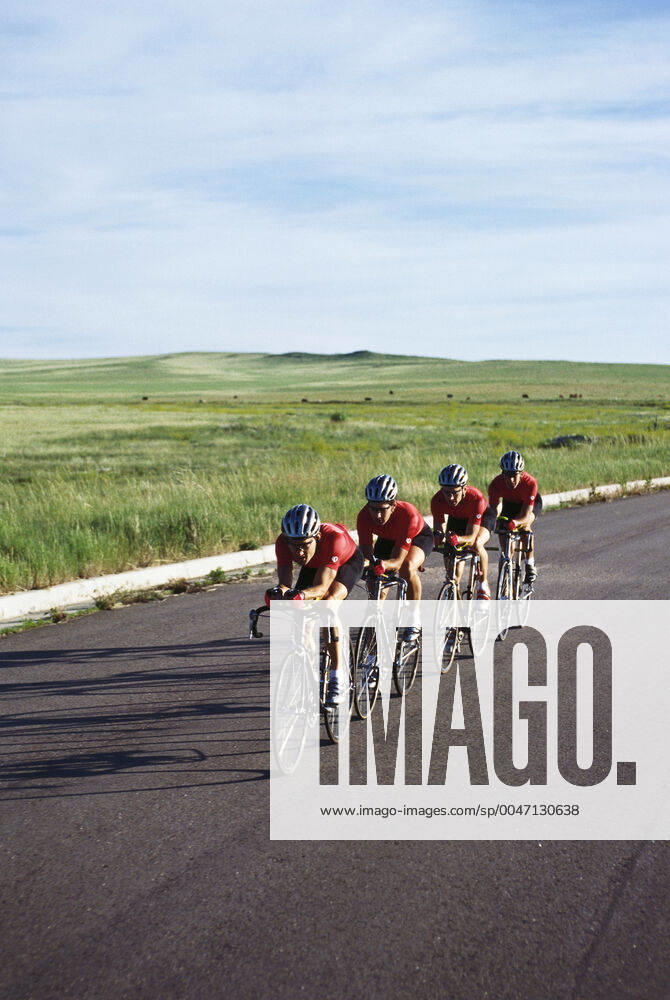 Cycling Road cycling, Rad, Radsport, Strasse team in action. ,model released, Symbolfoto