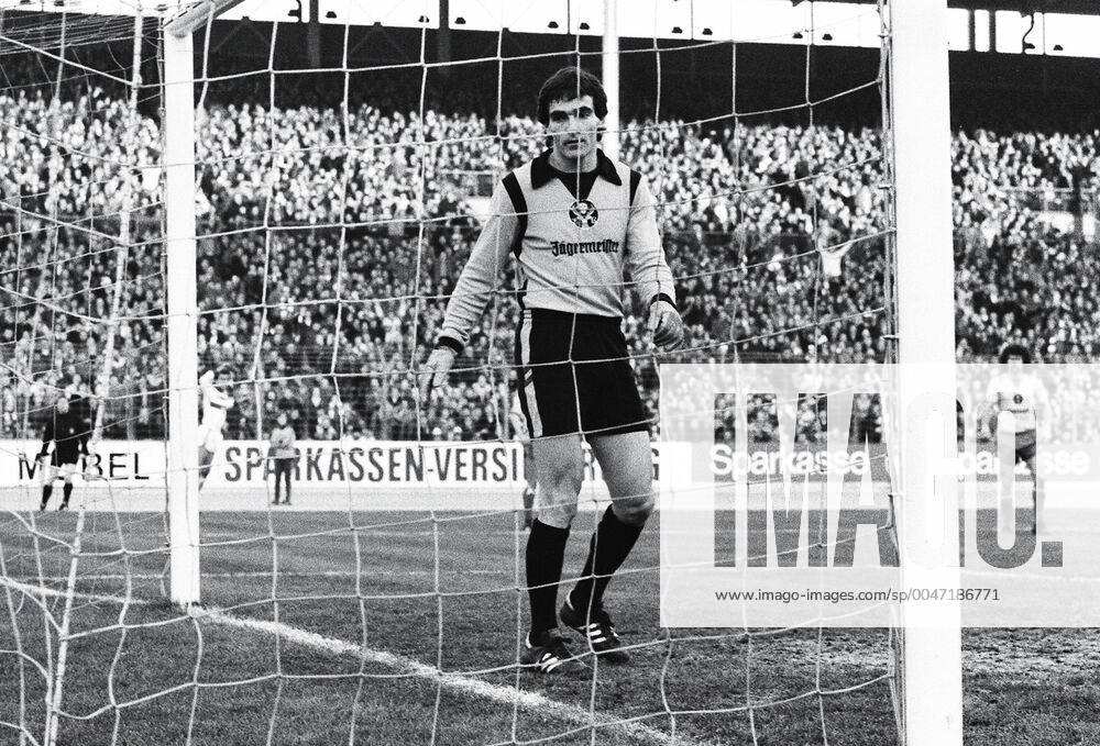Bundesliga , Eintracht Braunschweig vs. VfB Stuttgart , Bernd Franke Braunschweig