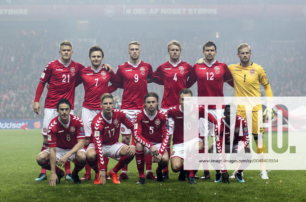 World Cup Playoff - Denmark v Ireland Denmark, Copenhagen - November 11, 2017. The Danish line up for the World Cup play off match against Ireland: Kasper Schmeichel (1), Peter Ankersen (5), Simon Kjaer (4), Andreas Bjelland (12), Jens Stryger Larsen (17), William Kvist (7), Christian Eriksen (10), Thomas Delaney (8). Nicolai Jorgensen (9), Andreas Cornelius (21) and Pione Sisto (23). Copenhagen Denmark Telia Parken