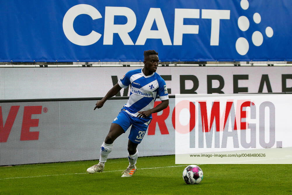 Football 2 Bundesliga SV Darmstadt 98 SSV Jahn Regensburg emonline v l , Braydon Manu SV Darmstadt 98