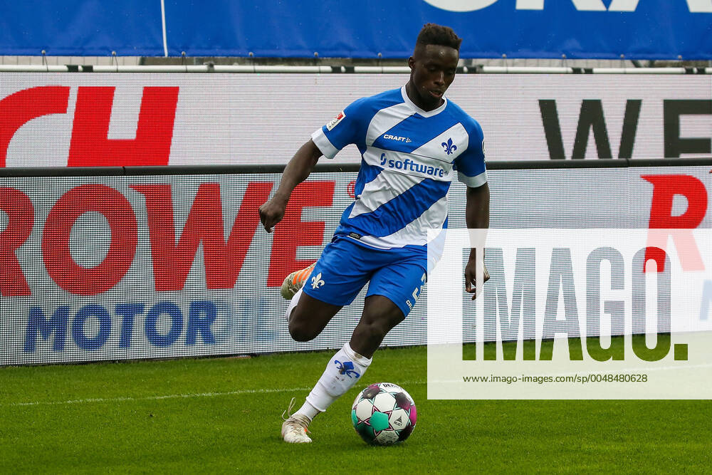 Football 2 Bundesliga SV Darmstadt 98 SSV Jahn Regensburg emonline v l , Braydon Manu SV Darmstadt 98
