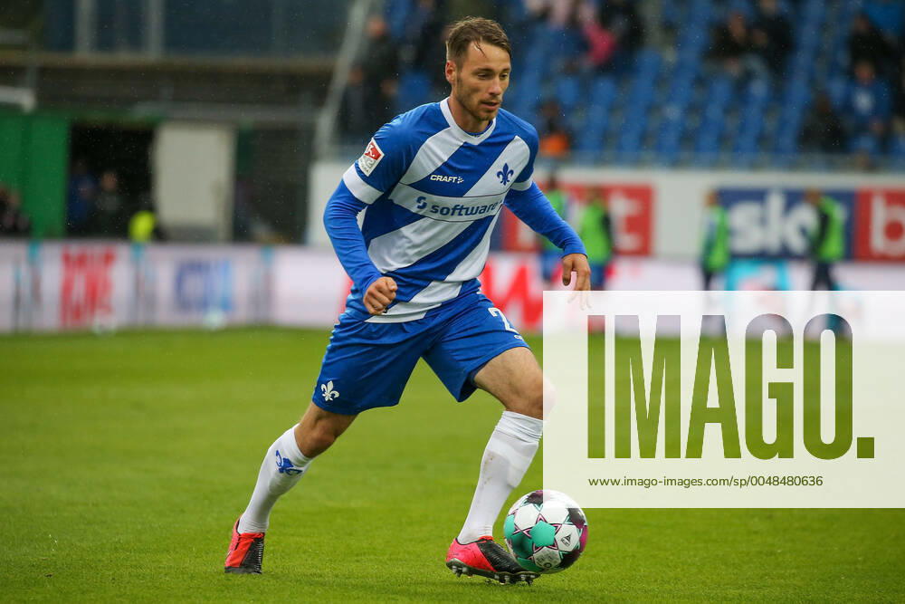 Football 2 Bundesliga SV Darmstadt 98 SSV Jahn Regensburg emonline v l , Matthias Bader SV Darmstadt 98