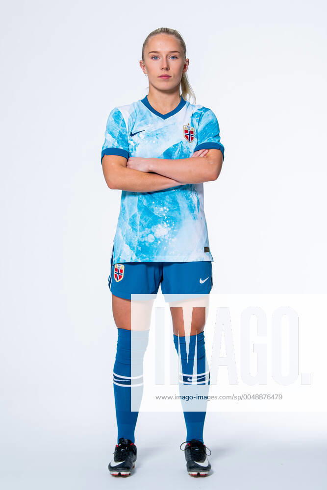 Thea Bjelde of the Norwegian womens national football team poses for a portrait on October 22, 2020 in Oslo Photo Vegard Wivestad Grott BILDBYRAN kod VG VG0061 bbeng fotball fotboll football norge norway a kvinnor portrett porträtt portraits dam,
