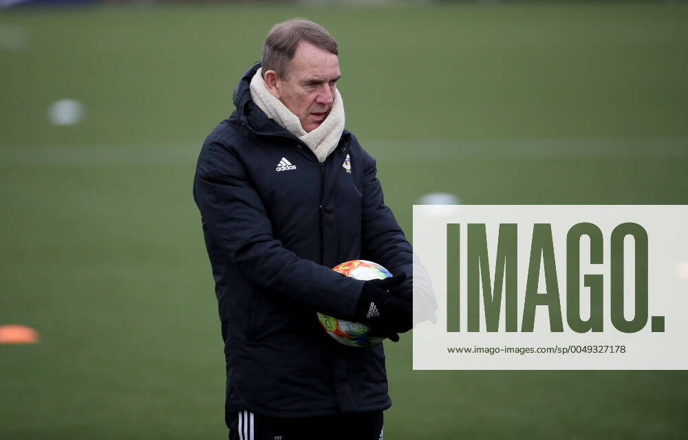 Northern Ireland Women s Squad Training, Seaview, Belfast 24 11 2020 Manager Kenny Shiels Kenny Shiels 24 11 2020