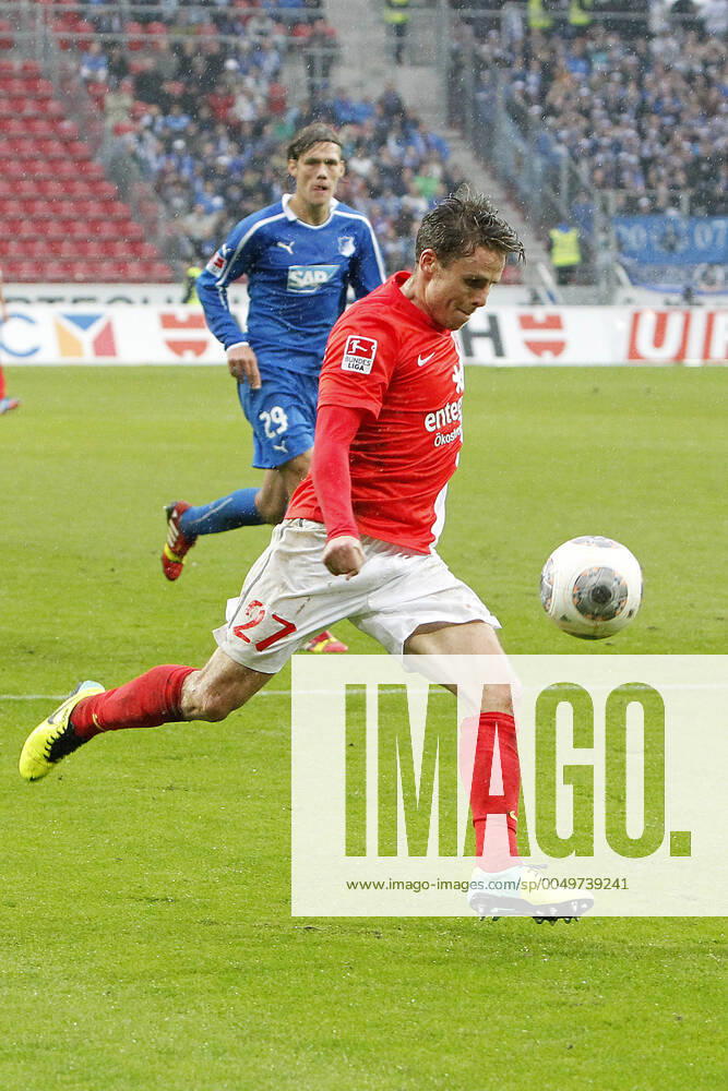 Mainz, Germany 05 October 2013 1 Bundesliga 13 14 8 Matchday 1 FSV Mainz 05 vs 1899 Hoffenheim Nicolai Müller Mainz , scoring chance, high, portrait 1 Bundesliga 13 14 8 Matchday 1 FSV Mainz 05 vs 1899 Hoffenheim jr