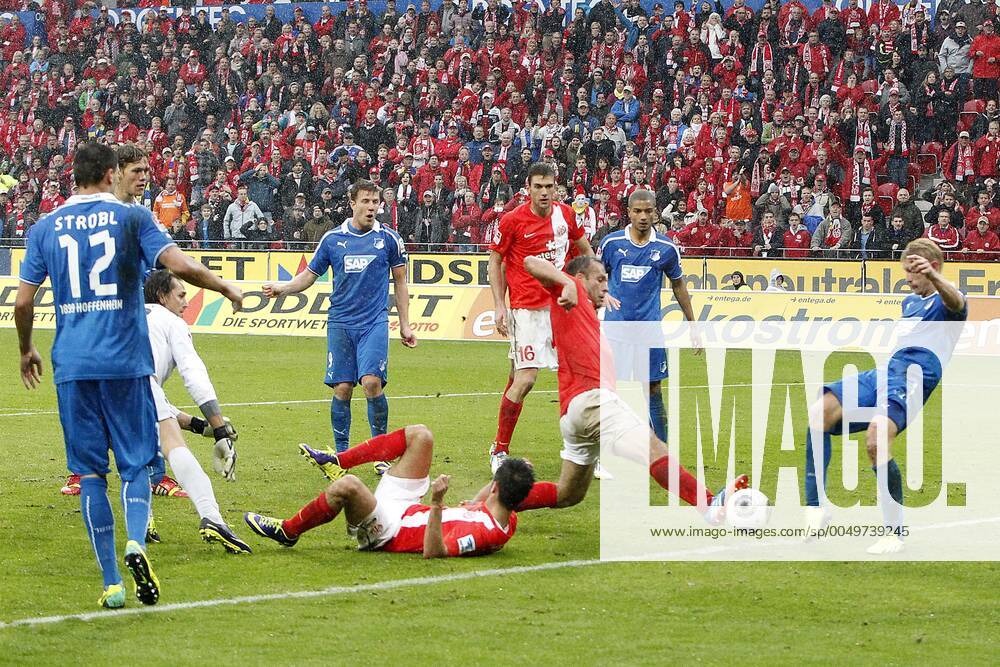 Mainz, Germany 05 October 2013 1 Bundesliga 13 14 8 Spieltag 1 FSV Mainz 05 vs 1899 Hoffenheim NikolÄe Noveski Mainz scores in stoppage time to equalize 2 2, landscape, landscape format 1 Bundesliga 13 14 8 Spieltag 1 FSV Mainz 05 vs 1899 Hoffenheim jr