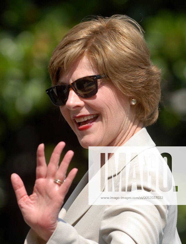 First Lady Laura Bush (USA) in Kennebunkport (Maine) - (WAP20070812303)