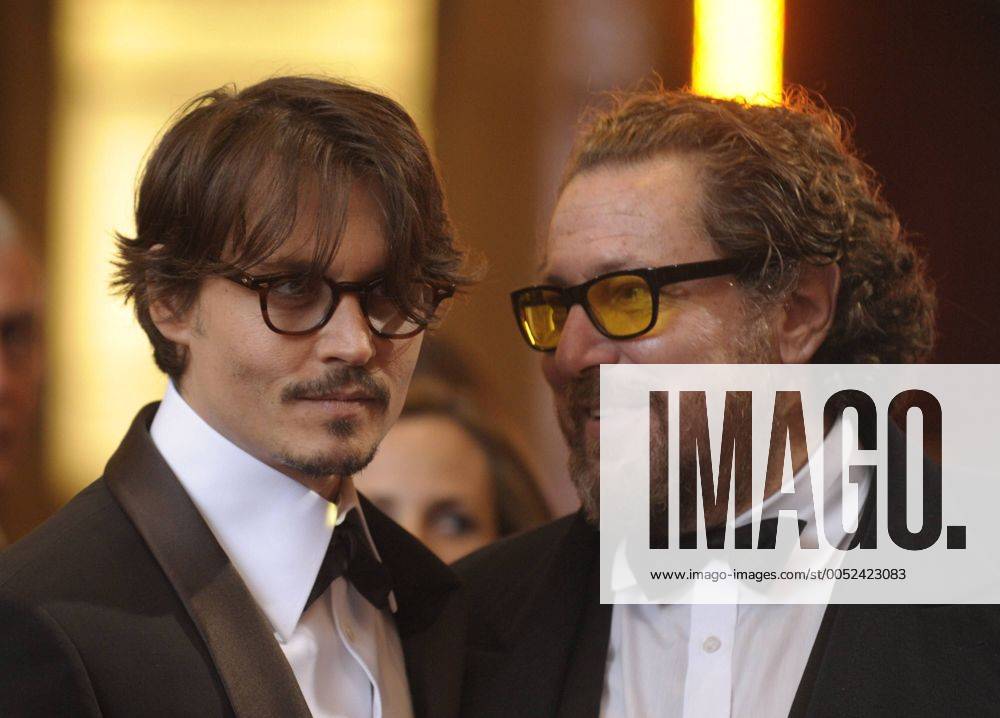 Schauspieler Johnny Depp (li.) und Regisseur Julian Schnabel anlässlich der 80. Annual Academy Awards in Los Angeles - (LAP20080224884)