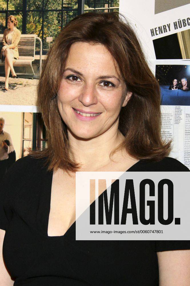 Martina Gedeck bei der Premiere des Kinofilms Am Hang im Kino Holi. Hamburg, 22.11.2013 Foto:xFuturexImage