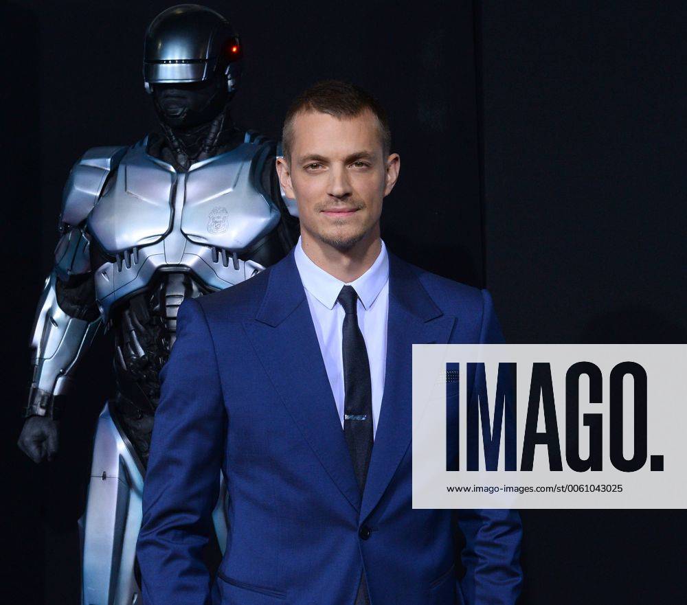 Cast member Joel Kinnaman attends the premiere of the sci-fi motion picture thriller Robocop at TCL Chinese Theatre in the Hollywood section of Los Angeles on February 10, 2014. Storyline: In 2028 Detroit, when Alex Murphy (Joel Kinnaman) - a loving husband, father and good cop - is critically injured in the line of duty, the multinational conglomerate OmniCorp sees their chance for a part-man, part-robot police officer. LAP2014021072