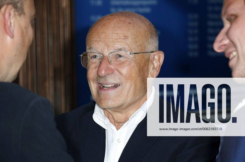 Volker Schloendorff bei der Premiere des Kinofilms Diplomatie im Cinema Paris. Berlin, 25.08.2014 xT.xBartillax xFuturexImage