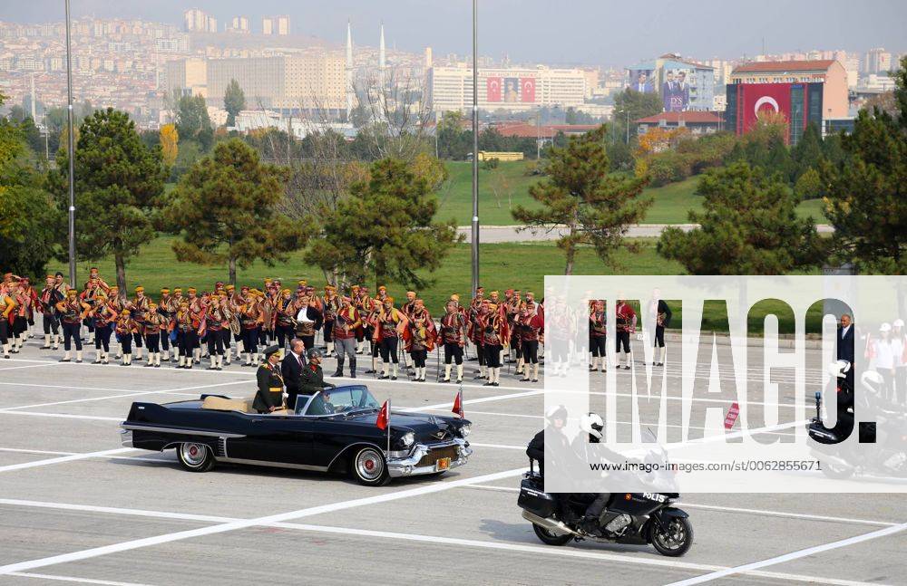 Turkish President Recep Tayyip Erdogan (C) inspects a military parade marking the 91st Republic Day in Ankara, capital of Turkey, Oct. 29, 2014. Turkey celebrated the 91st anniversary of the foundation of its republic on Wednesday. ) TURKEY-ANKARA-REPUBLIC DAY-PARADE ZouxLe