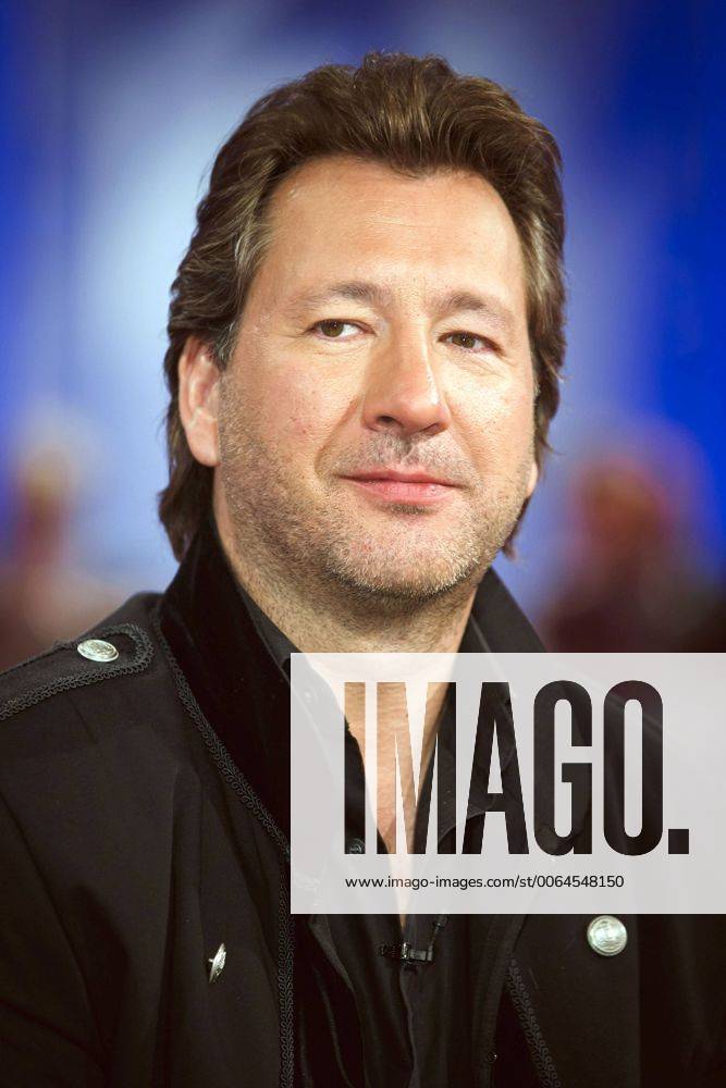MDR - Riverboat. Sänger Claudius Dreilich ( Karat ) anläßlich der MDR - Talkshow Riverboat am 15.05.2015 im Studio 3 der Mediacity Leipzig.