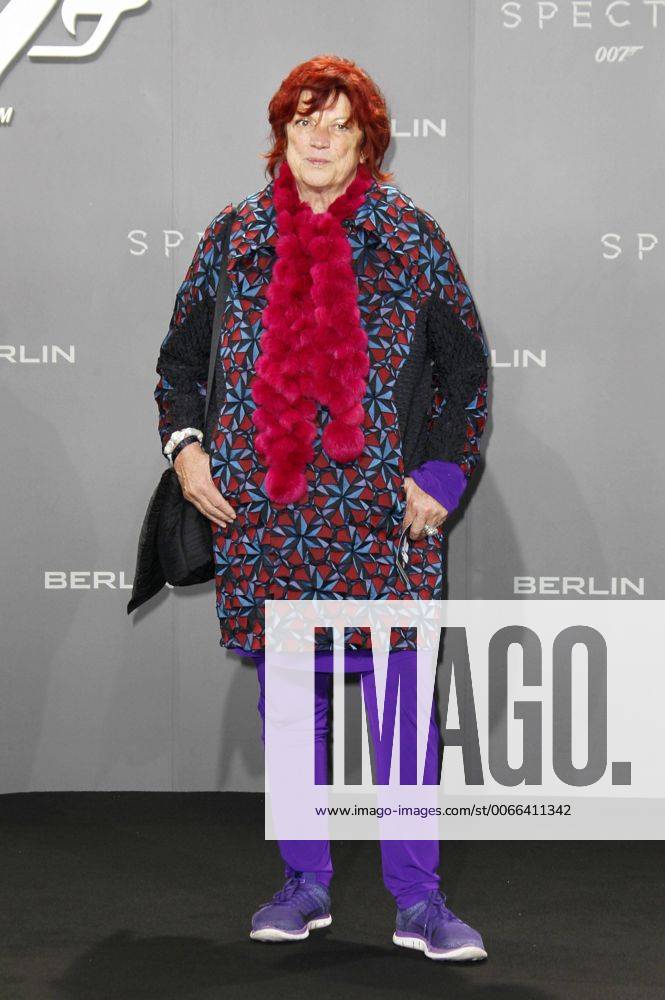 Regina Ziegler bei der Premiere des Kinofilms James Bond 007 - Spectre im Cinestar Sony Center am Potsdamer Platz. Berlin, 28.10.2015 Foto:xT.xSkupinx xFuturexImage