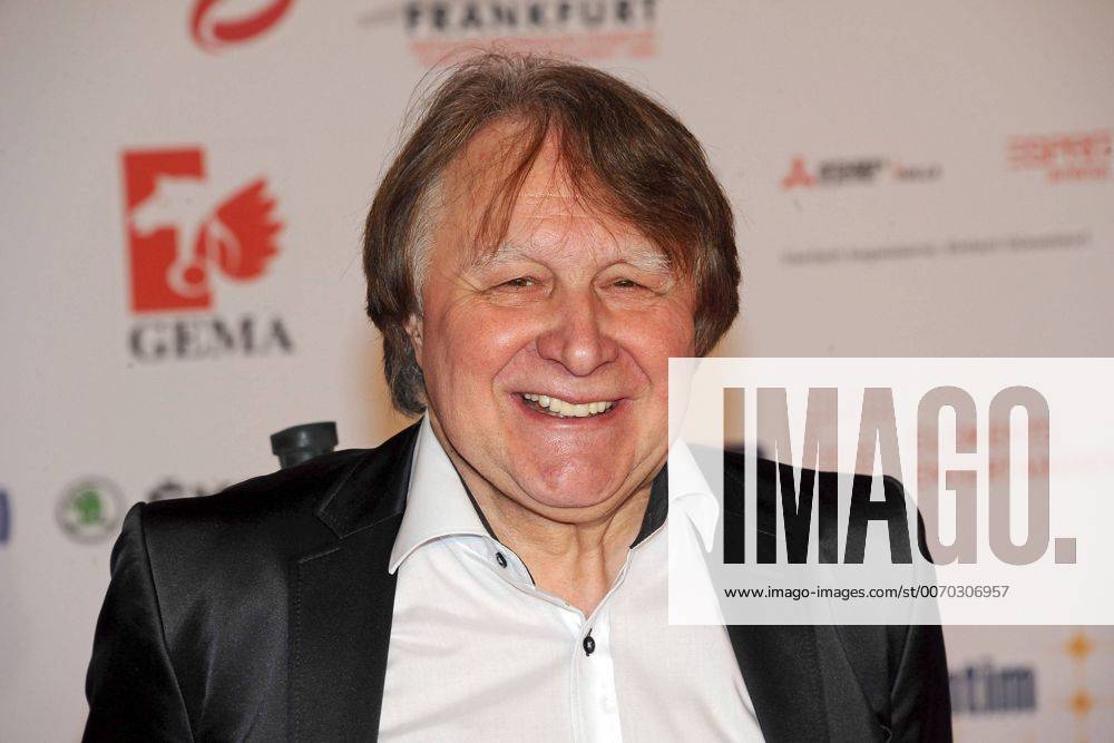 PRG LEA AWARD 2015. Moderator Peter Urban anläßlich der Festgala des PRG Live Entertainment Award am 04.04.2016 in der Festhalle Frankfurt Main.