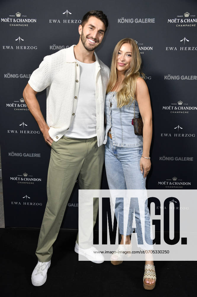 Dennis Gries and Katja Geretschuchin at the Ewa Herzog Fashion Show at Berlin Fashion Week S S 2025 in the König Galerie Berlin, 02 07 2024 Foto:xN.xKubelkax xFuturexImagex herzog_4701