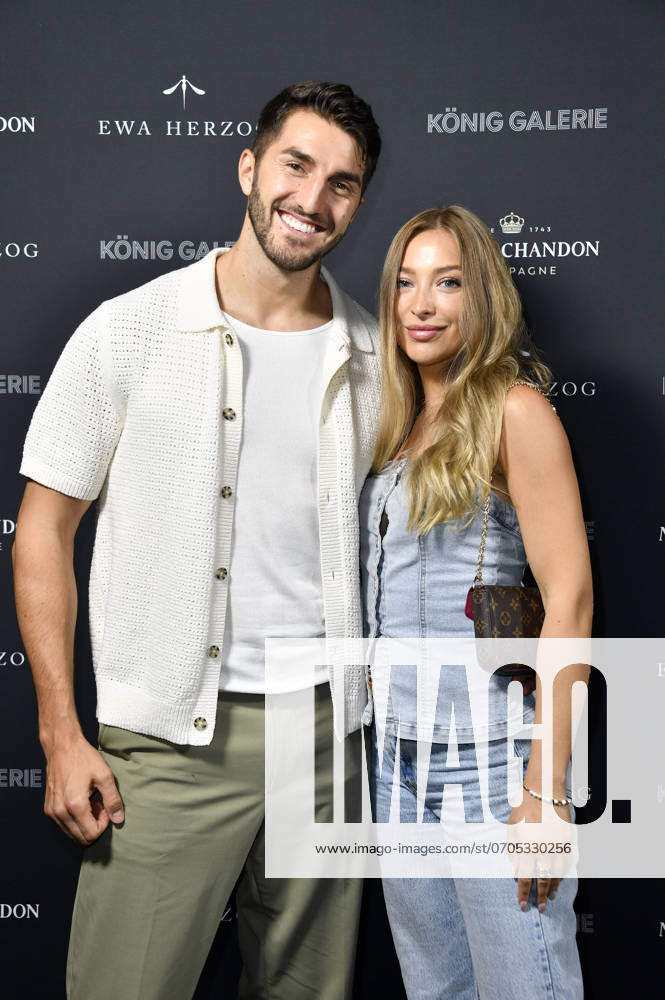 Dennis Gries and Katja Geretschuchin at the Ewa Herzog Fashion Show at Berlin Fashion Week S S 2025 in the König Galerie Berlin, 02 07 2024 Foto:xN.xKubelkax xFuturexImagex herzog_4702