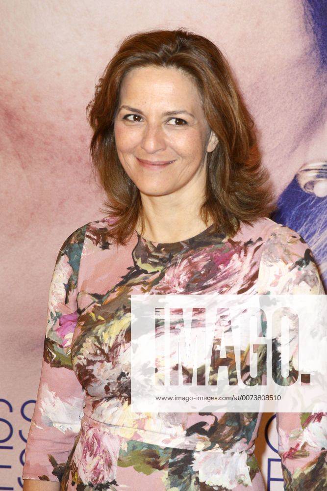 Martina Gedeck bei der Premiere des Kinofilms Gleißendes Glück in der Lichtburg. Essen, 10.10.2016 Foto:xFuturexImage