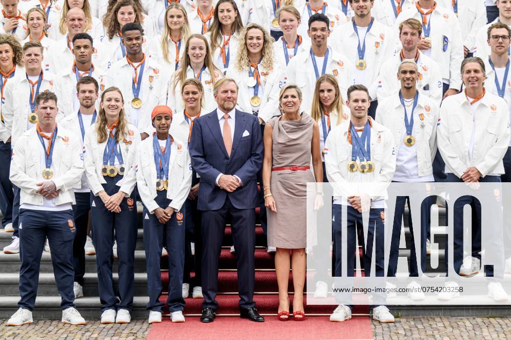 The Hague, The Netherlands, 2024 08 13 15 26 33 THE HAGUE, 13 08 2024, Huis ten Bosch PalaceKing Willem Alexander and Queen Maxima receive the Dutch medal winners of the 2024 Summer Olympics in Paris at Huis ten Bosch PalacePHOTO NLImage Patrick van EmstIn the pho