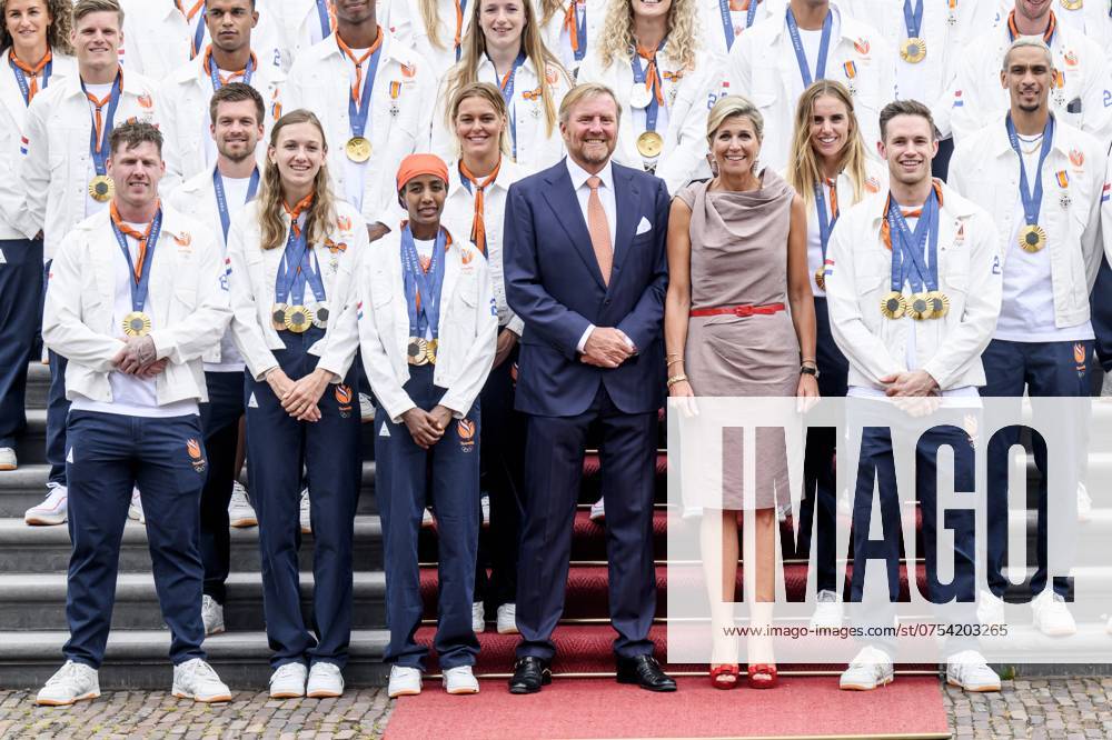 The Hague, The Netherlands, 2024 08 13 15 26 41 THE HAGUE, 13 08 2024, Huis ten Bosch PalaceKing Willem Alexander and Queen Maxima receive the Dutch medal winners of the 2024 Summer Olympics in Paris at Huis ten Bosch PalacePHOTO NLImage Patrick van EmstIn the pho