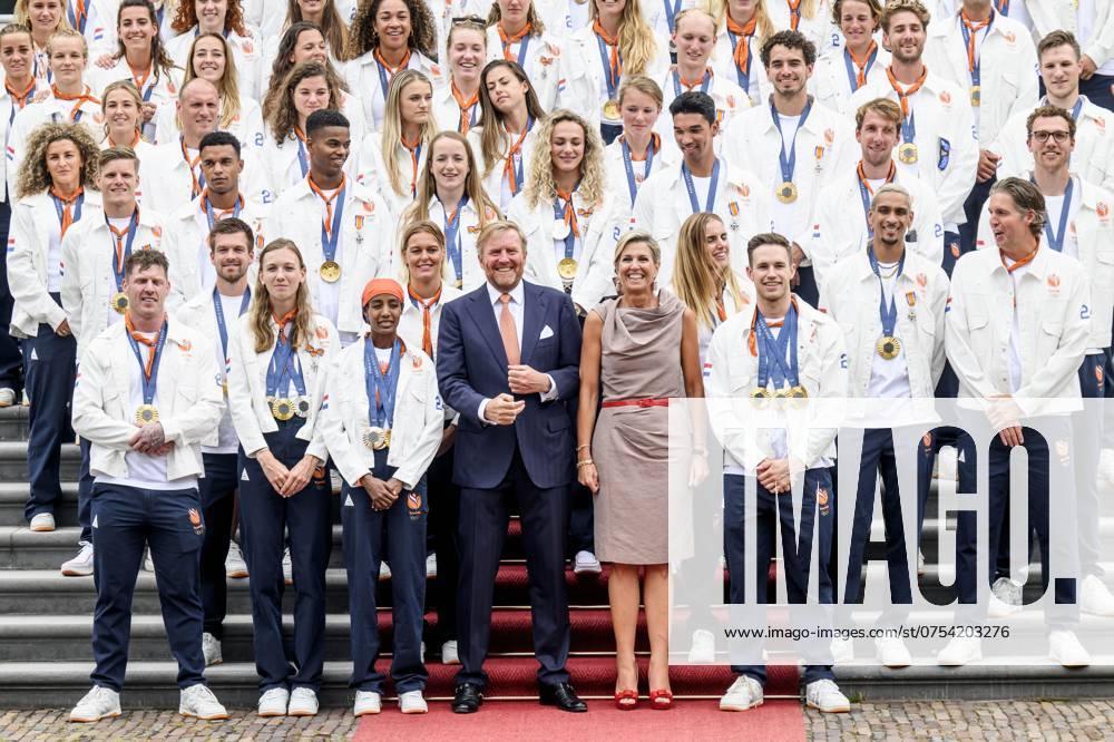 The Hague, The Netherlands, 2024 08 13 15 26 59 THE HAGUE, 13 08 2024, Huis ten Bosch PalaceKing Willem Alexander and Queen Maxima receive the Dutch medal winners of the 2024 Summer Olympics in Paris at Huis ten Bosch PalacePHOTO NLImage Patrick van EmstIn the pho