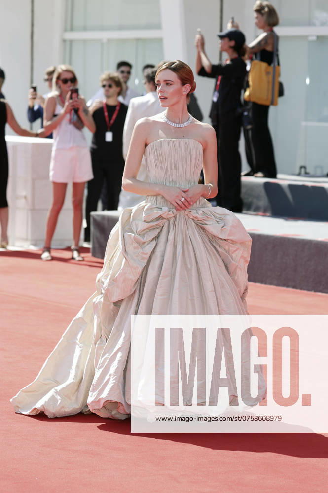 Stacy Martin at the premiere of the feature film The Brutalist at the Biennale di Venezia 2024 81 Venice International Film Festival at the Palazzo del Cinema Venice, 01 09 2024 Foto:xD.xBedrosianx xFuturexImagex brutalist_4912