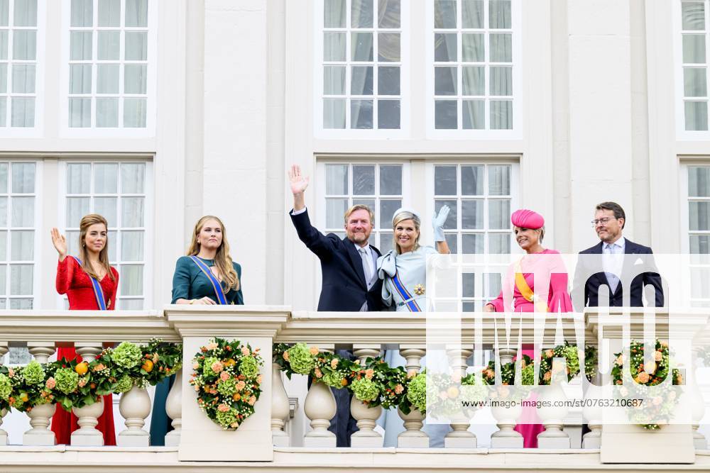 Den Haag, The Netherlands, 2024-09-17 14:22:27 THE HAGUE, 17-09-2024, Noordeinde PalaceKing Willem Alexander and Queen Maxima with Princess Amalia and Princess Alexia and Prince Constantijn with Princess Laurentien during Princess Day on the balcony of Noordeinde Palace PHOTO: NL Beeld Patrick van Emst Credit: NL Beeld Patrick van Emst