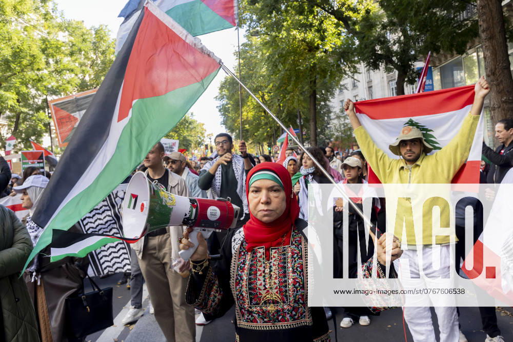 Paris, France October 5, 2024 - Demonstration organized by the Association France Palestine SolidaritÃ (AFPS) to denounce Israel s war in Gaza and Lebanon. Pro-Palestinian demonstrators are participating in national marches across EMEA to mark the start of Israel s war in Gaza after the Hamas attacks of October 7th 2023. They are calling for a ceasefire in the Middle East and an end to the supply of arms to Israel GUERRE, MANIFESTATION PRO PALESTINIENNE, GAZA, PROCHE ORIENT, MOYEN ORIENT, MIDDLE EAST, LIBAN, CONFLIT, GEOPOLITIQUE, ISRAEL, MANIFESTANTS, ARABES, POLITIQUE, GOUVERNEMENT, DIASPORA, MOUVEMENT DE RESISTANCE, TERRITOIRES PALESTINIENS OCCUPES