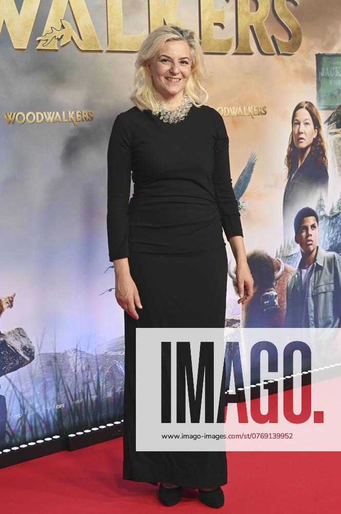 Martina Gedeck at the premiere of the movie Woodwalkers at Mathäser Filmpalast Munich, 11 10 2024 Foto:xR.xFuturexImagex woodwalkers_4065