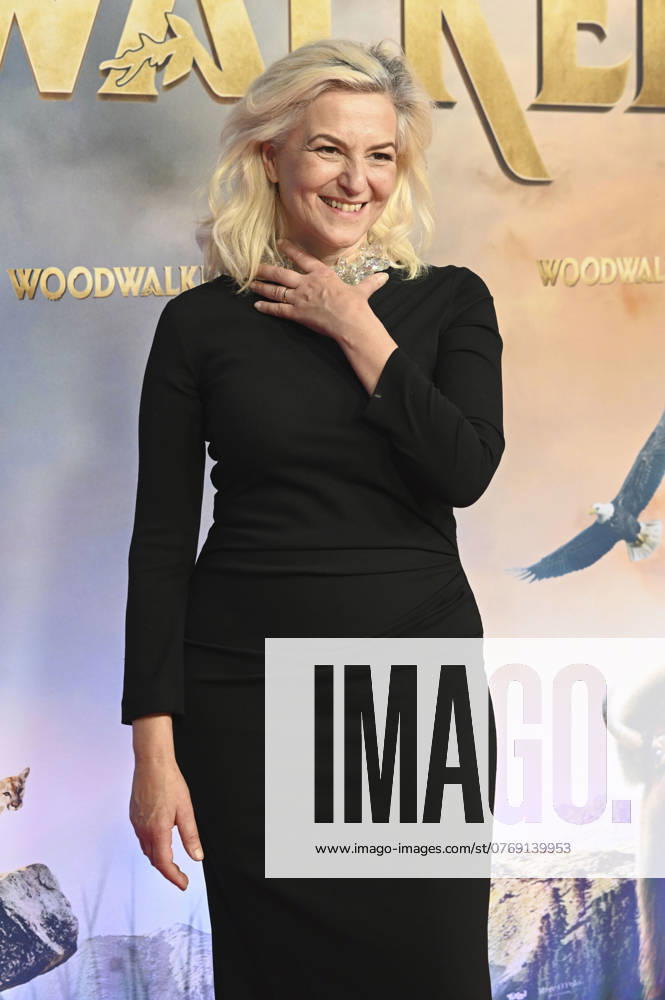 Martina Gedeck at the premiere of the movie Woodwalkers at Mathäser Filmpalast Munich, 11 10 2024 Foto:xR.xFuturexImagex woodwalkers_4066