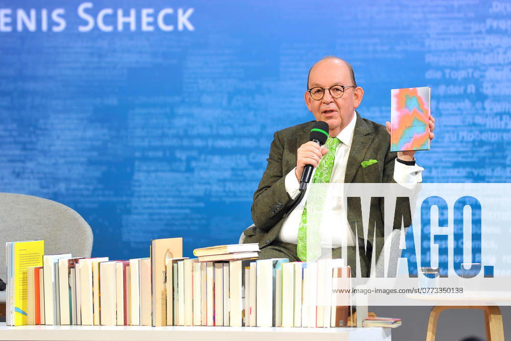 Frankfurt Book Fair 2024 Literary critic Denis Scheck on 17 10 2024 at the Frankfurt Book Fair 20241017MWI010073