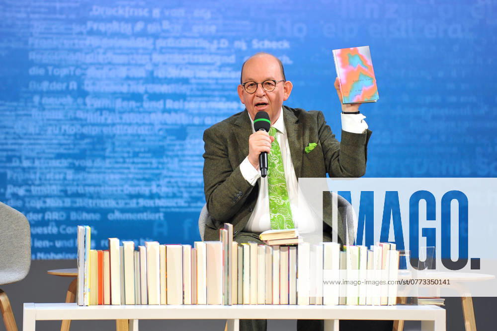 Frankfurt Book Fair 2024 Literary critic Denis Scheck on 17 10 2024 at the Frankfurt Book Fair 20241017MWI010088
