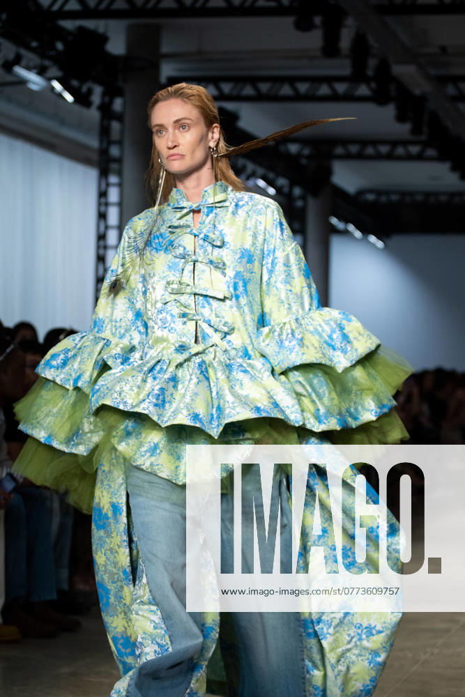 SÃO PAULO, SP - 16.10.2024: SPFW N58 - Martins brand fashion show on Wednesday night (16) during SPFW N58, held at the Brazilian Cultures Pavilion (PACUBRA), in Ibirapuera Park in São Paulo, SP. x2635618x RodileixMorais
