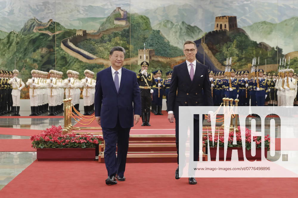 (241029) -- BEIJING, Oct. 29, 2024 -- Chinese President Xi Jinping holds a welcoming ceremony for Finnish President Alexander Stubb, who is on a state visit to China, in the Northern Hall of the Great Hall of the People prior to their talks in Beijing, capital of China, Oct. 29, 2024. Xi held talks with Stubb in Beijing on Tuesday. ) CHINA-BEIJING-XI JINPING-FINNISH PRESIDENT-TALKS (CN) DingxLin