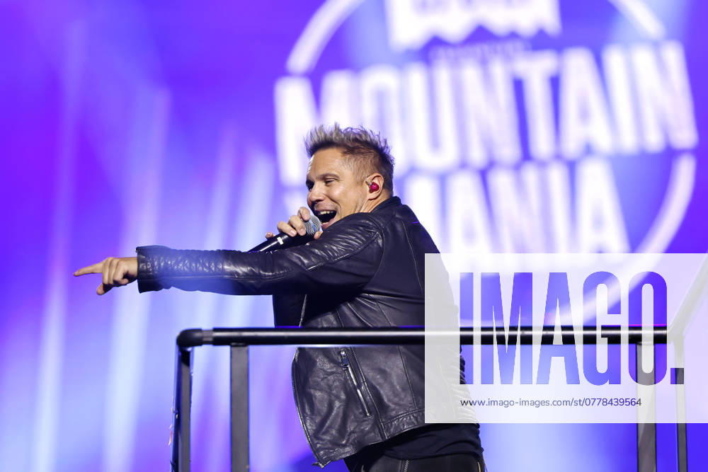Musician Matty Valentino at the party hit event Mountain Mania, the biggest apres ski party since the invention of winter in the Lanxess Arena Cologne, 08 11 2024 NRW Germany