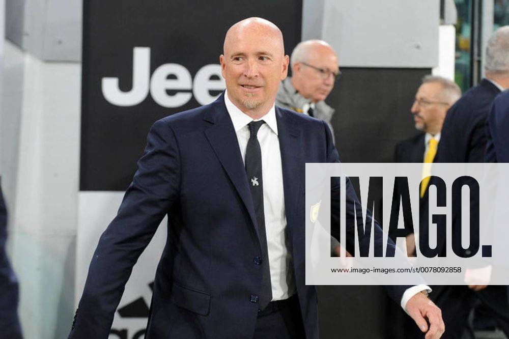 Foto IPP Massimo Rana Torino 08-04-2017 Calcio Campionato di Serie A 2016 2017 Juventus-Chievo Verona nella foto rolando maran allenatore chievo Italy Photo Press - World Copyright 0